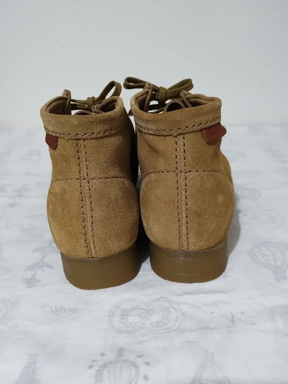 New Clarks Wallabies Size 11 - Picture 4 of 10